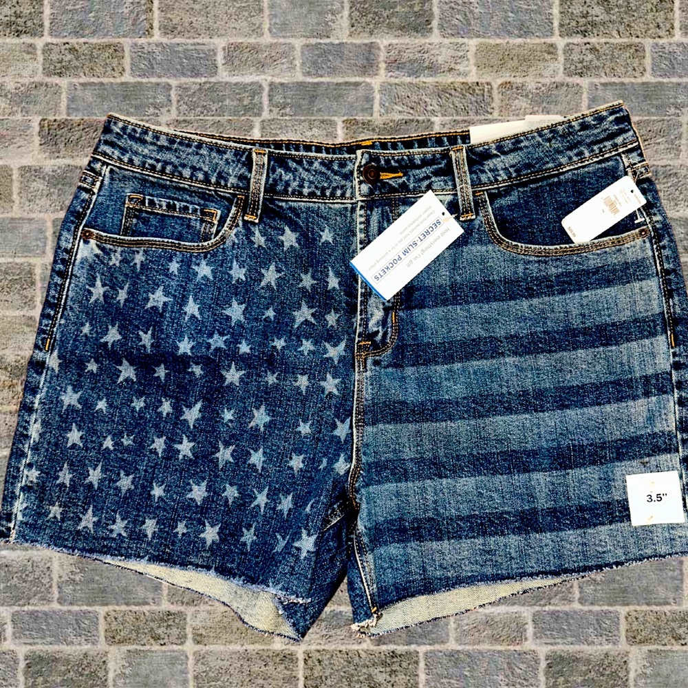 Old Navy Americana Denim Shorts NWT
